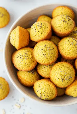 Lemon Chia Oat Muffins