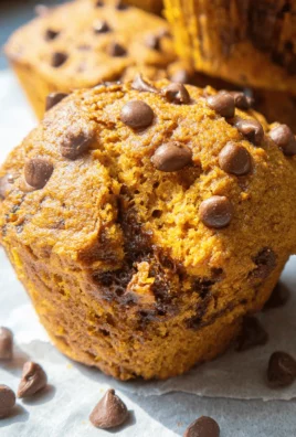 Pumpkin Chocolate Chip Muffins