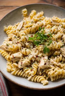 Crockpot Garlic Parmesan Chicken Pasta
