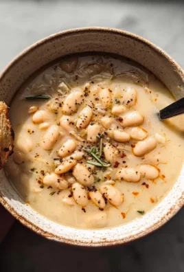 Easy Rosemary Garlic White Bean Soup