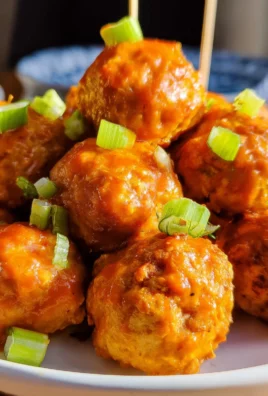 Slow Cooker Buffalo Chicken Meatballs